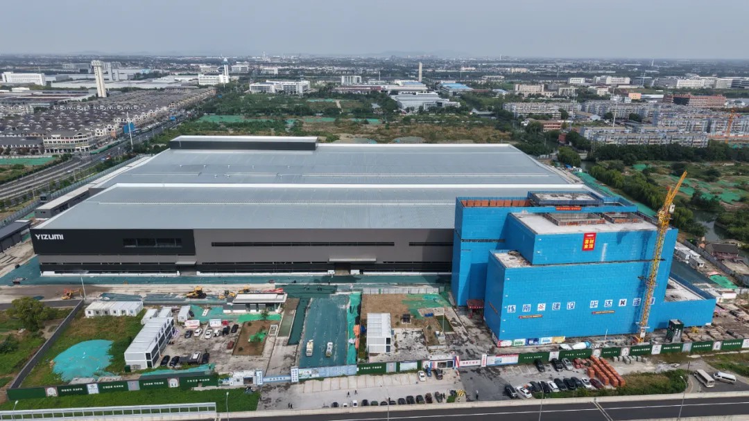 k8凯发(中国)天生赢家·一触即发华东基地（一期）封顶：双核战略格局全面成型,赋能区域智造新未来